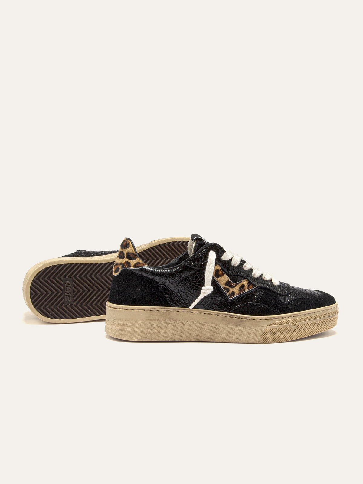 HYPER Sneakers in Black and Leopard
