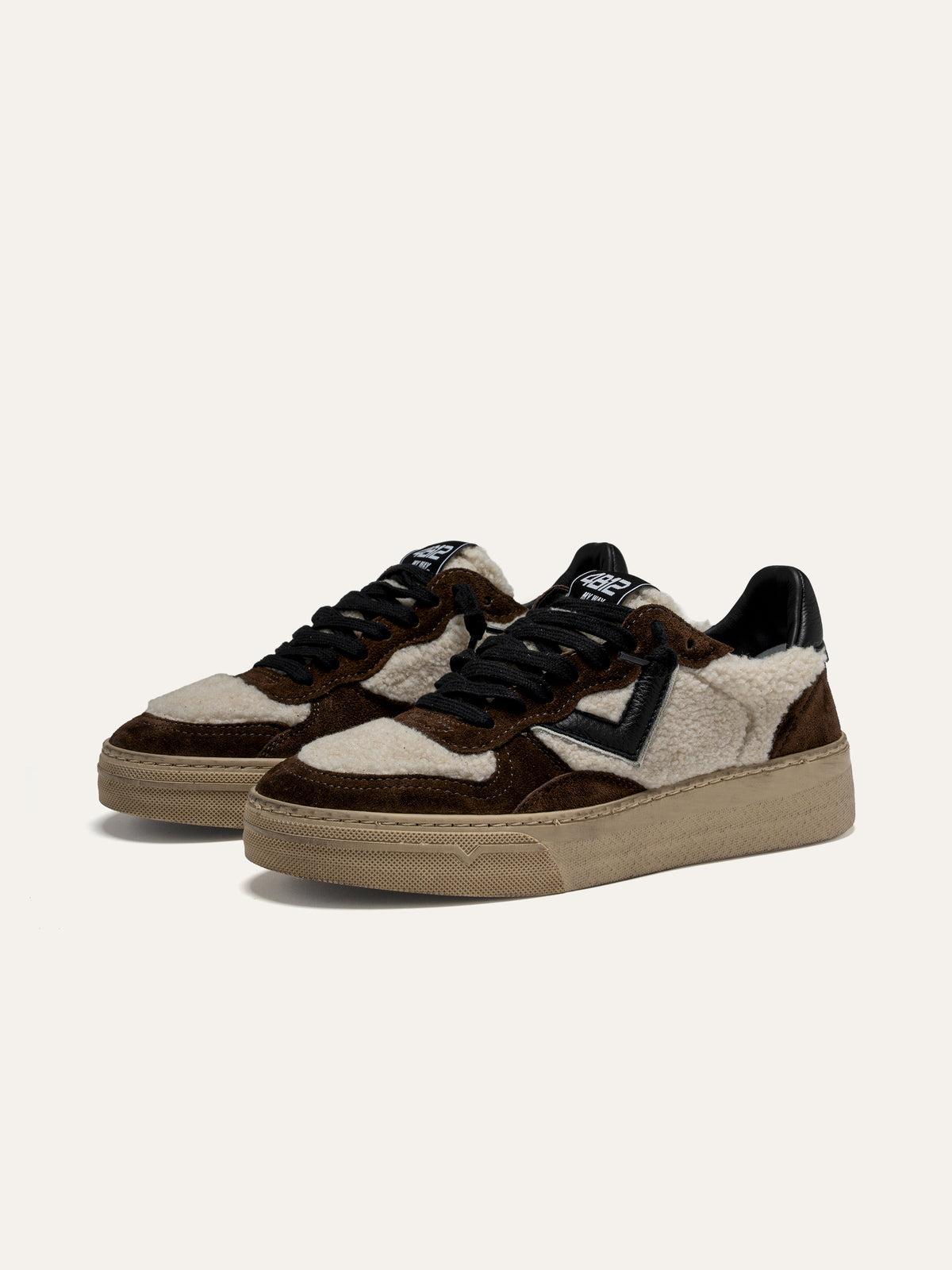 Sneaker HYPER in Camoscio Marrone e Tessuto Teddy