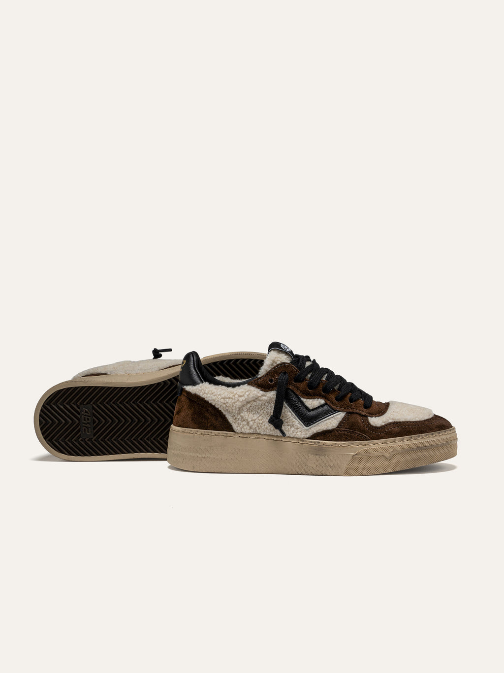 Sneaker HYPER in Camoscio Marrone e Tessuto Teddy