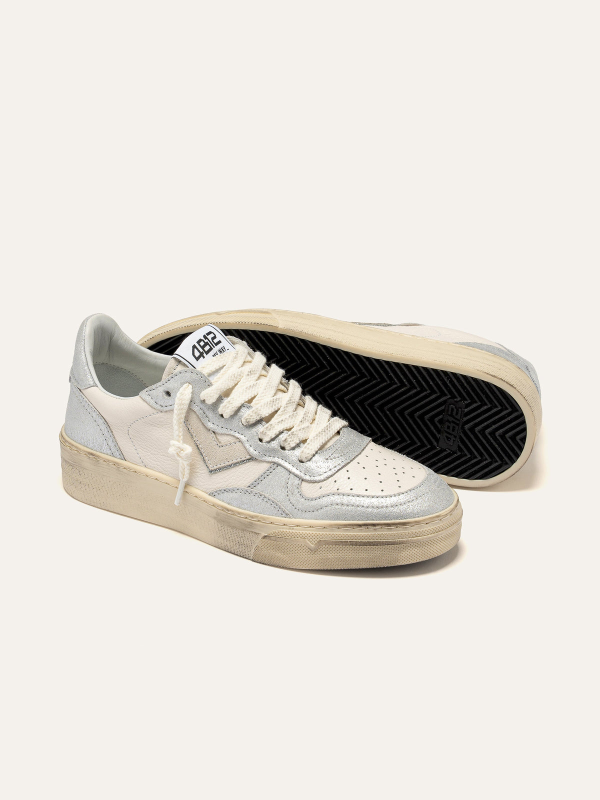 HYPER Sneakers in White and Silver Leather