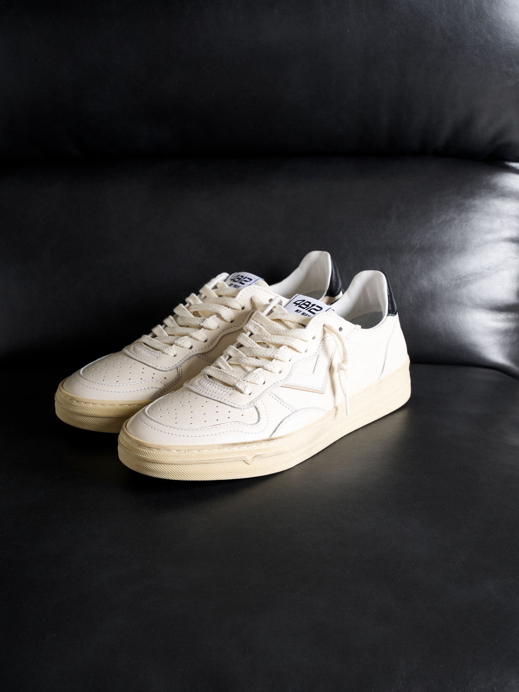 HYPER Sneakers in White and Black Leather