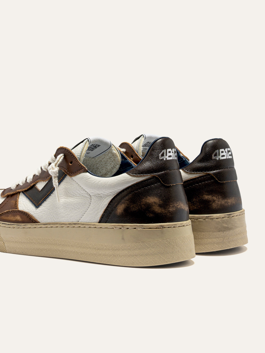 HYPER Sneakers in White and Navy Leather