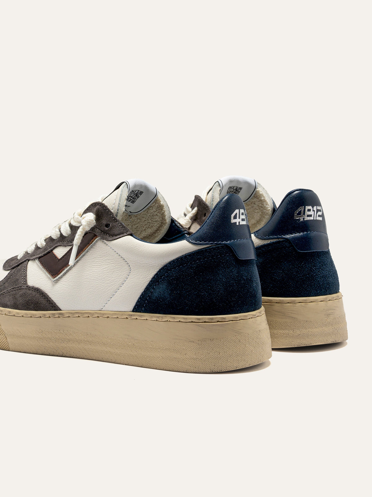 HYPER Sneakers in White Leather and Grey Suede
