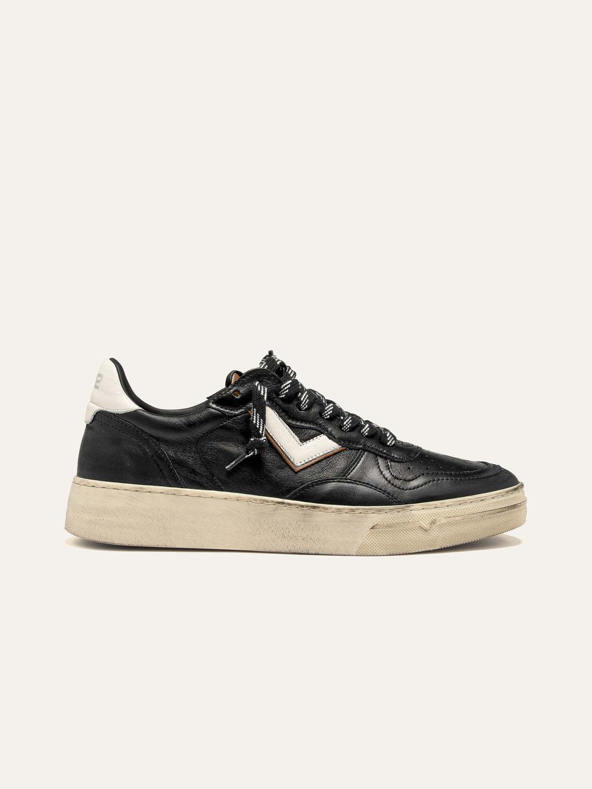 Sneaker HYPER in Pelle Nera Scuro e Bianca