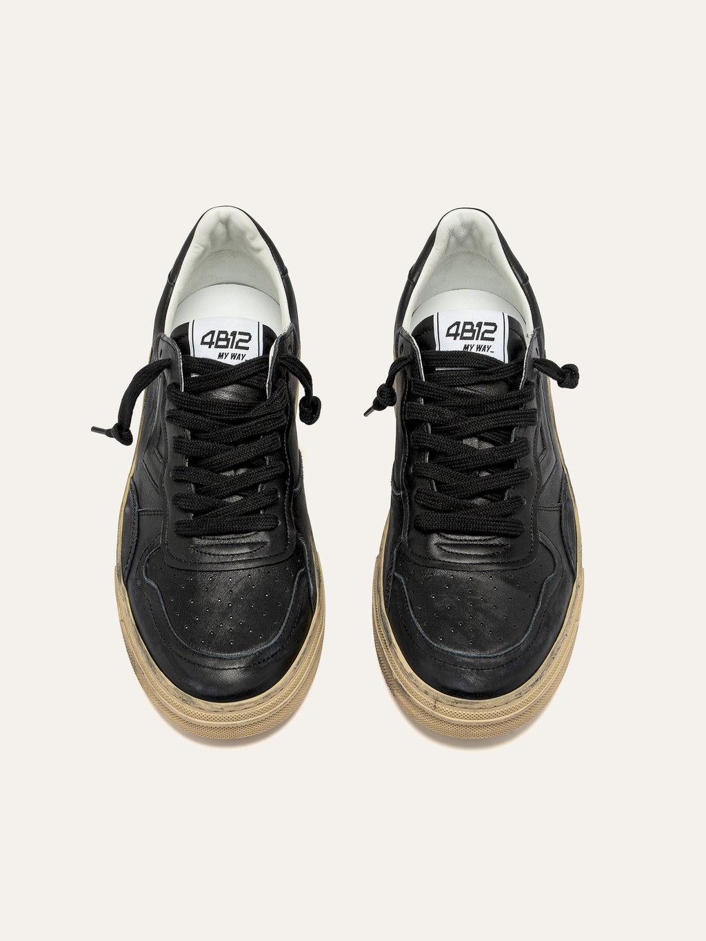 HYPER Sneakers in Black Leather
