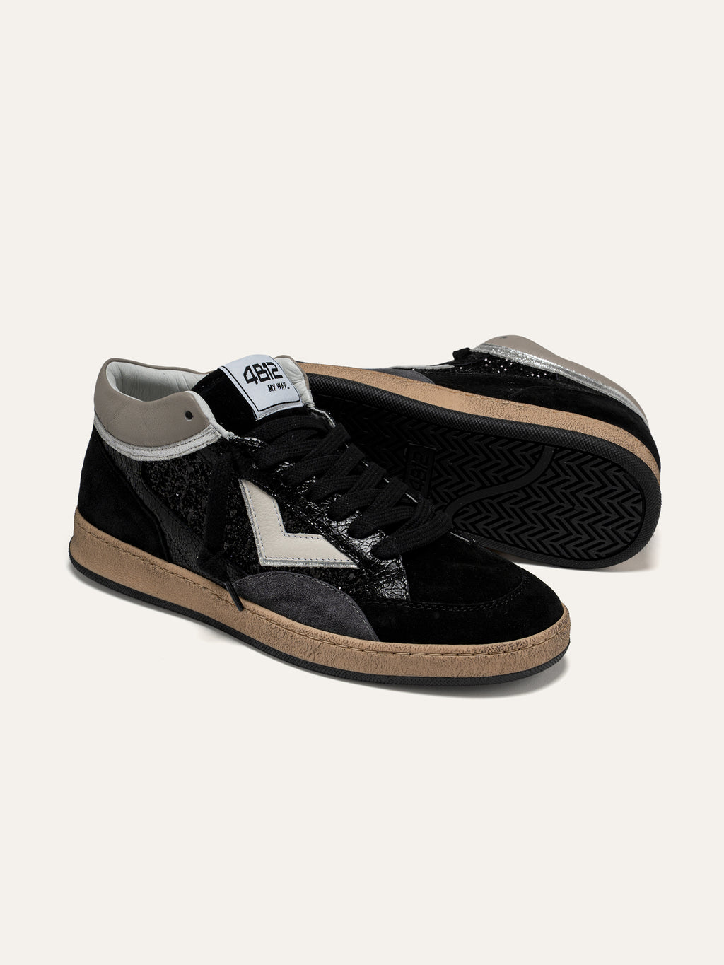 Baskets PLAYMID en Daim Noir avec Paillettes et Détails Argentés