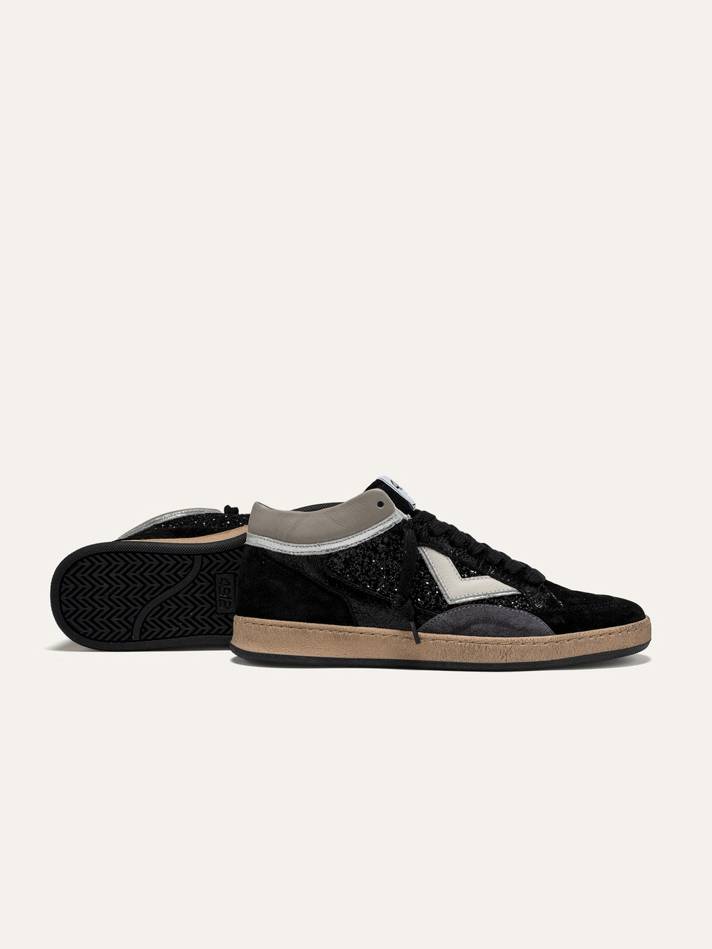 Baskets PLAYMID en Daim Noir avec Paillettes et Détails Argentés