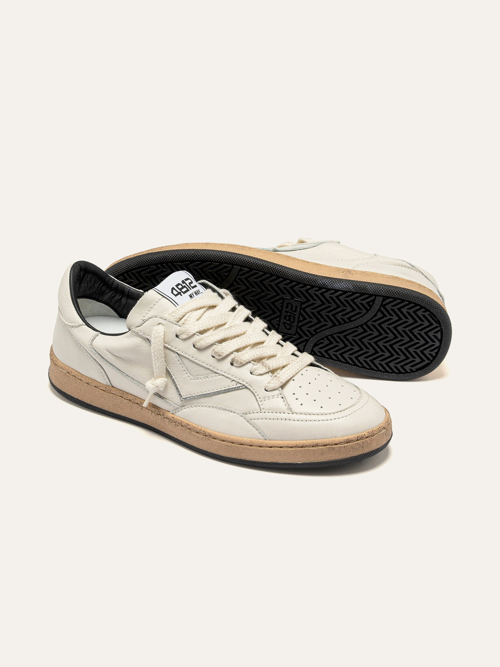 PLAYNEW Sneakers in White and Silver Leather