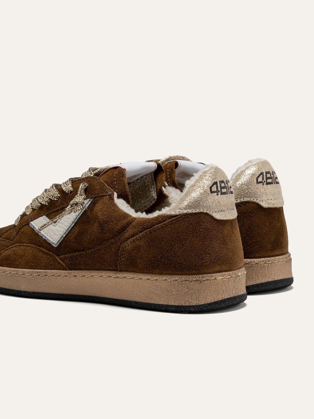 Baskets PLAYNEW en Daim Marron 