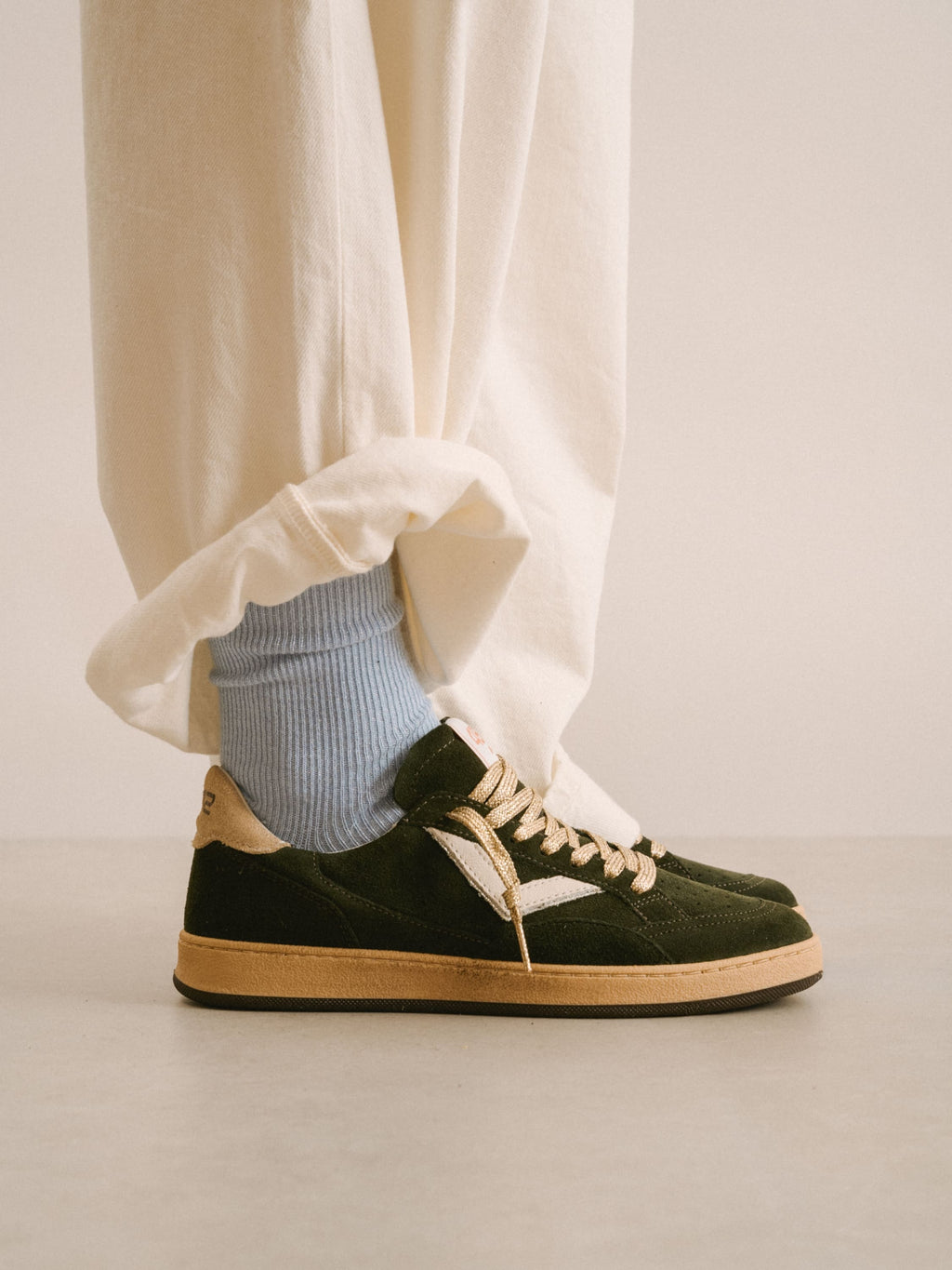 PLAYNEW Sneakers in Green Suede and Gold
