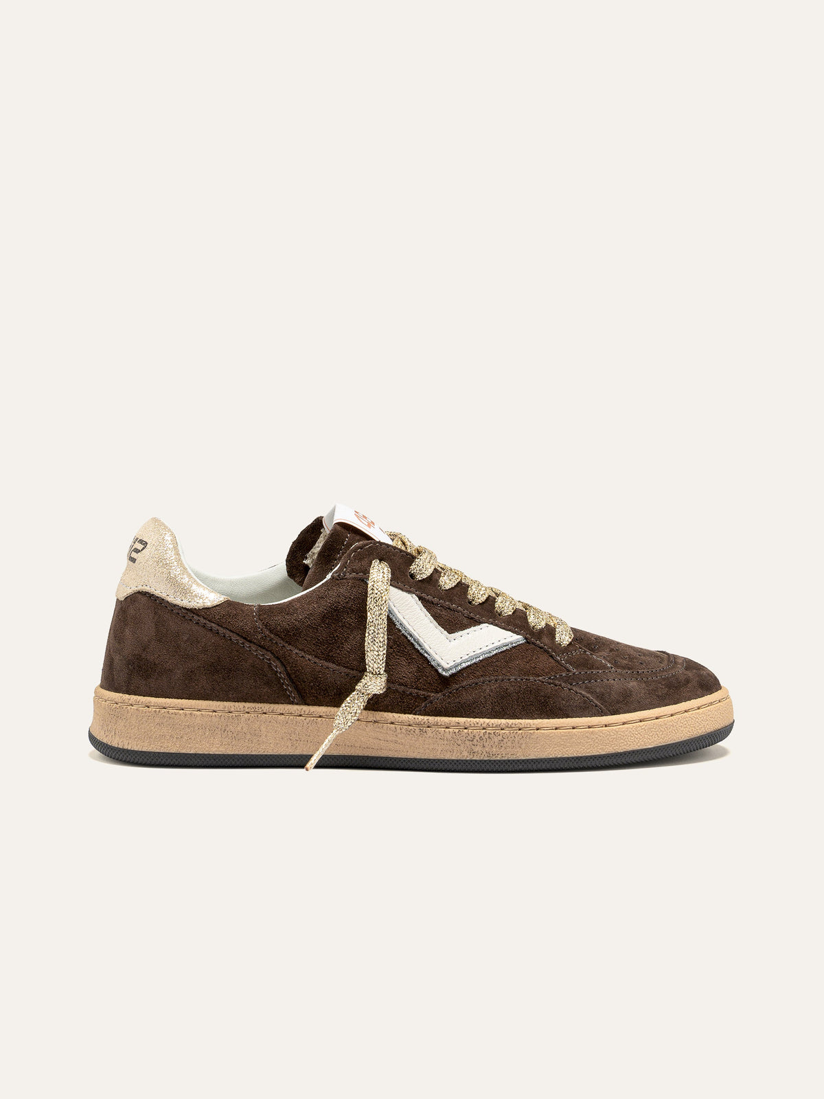 PLAYNEW Sneakers in Brown Suede and Gold