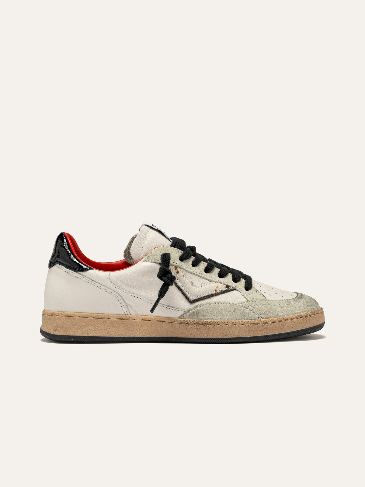 Sneaker PLAYNEW in Suede Bianco e Nero