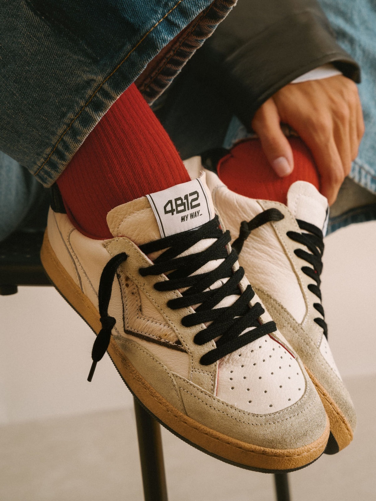 Sneaker PLAYNEW in Suede Bianco e Nero
