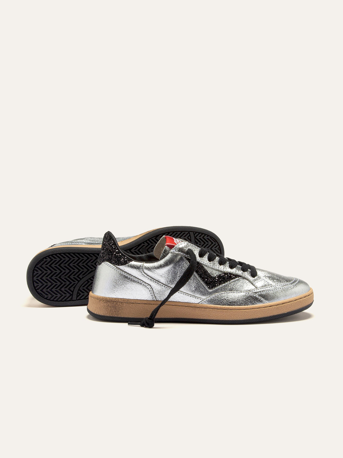 PLAYNEW Sneakers in Silver and Black