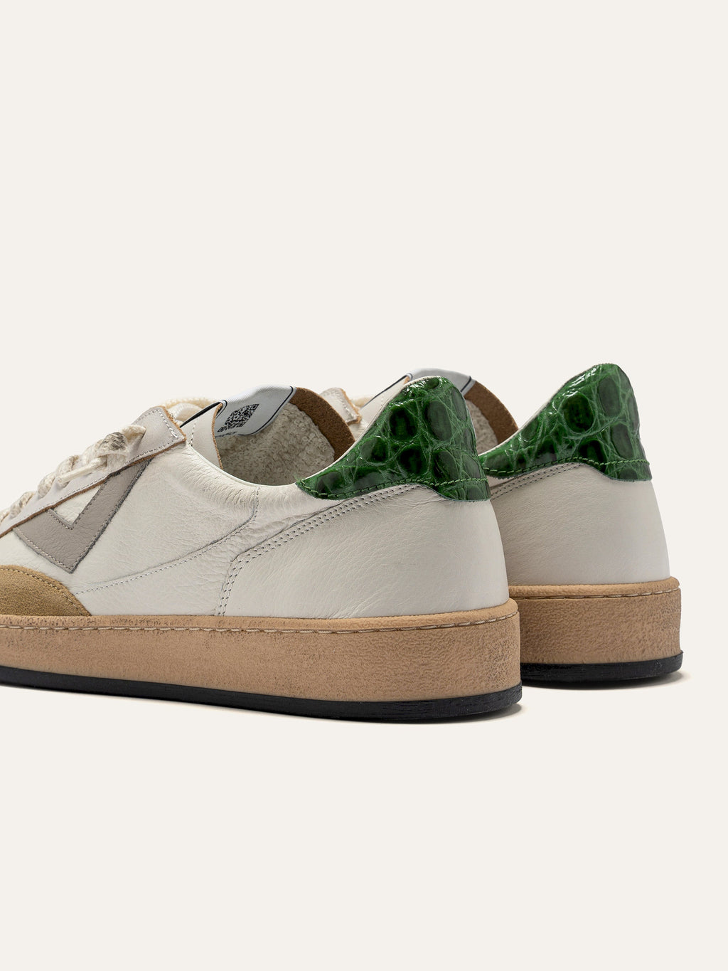 PLAYNEW Sneakers in White and Beige Leather
