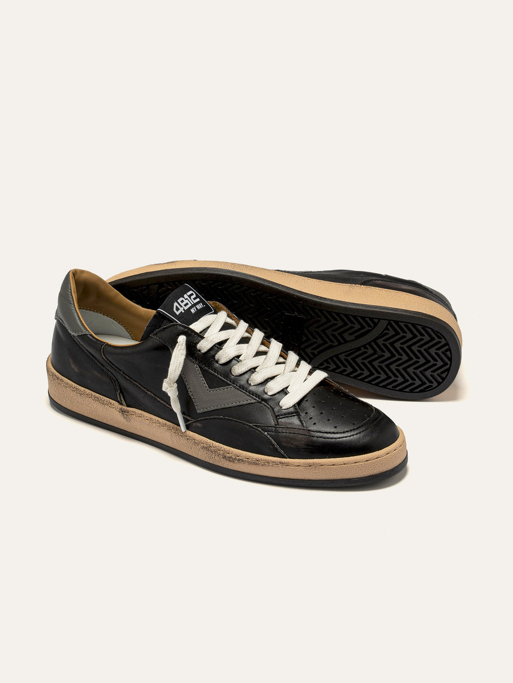PLAYNEW Sneakers in Black and Grey
