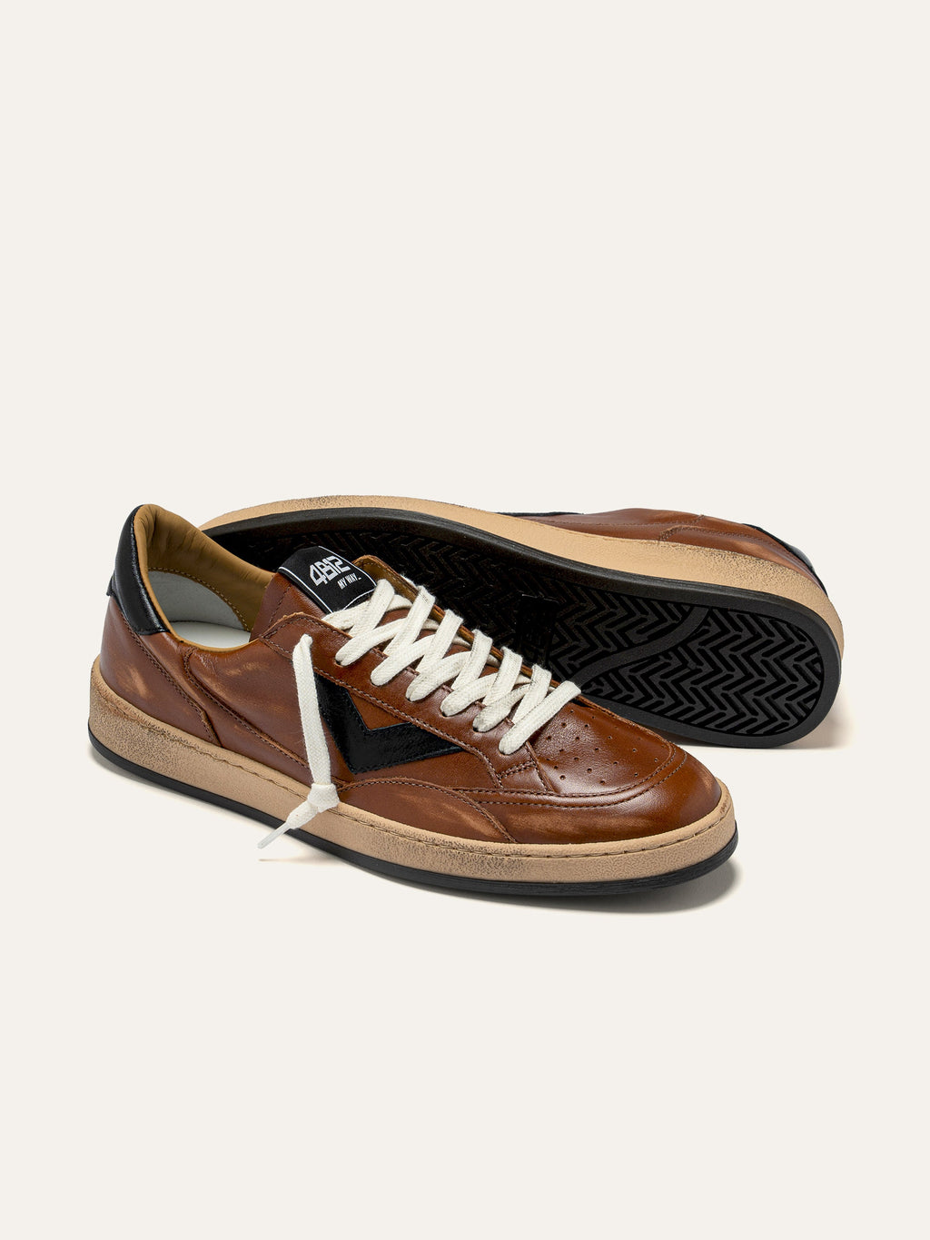 PLAYNEW Sneakers in Copper and Black