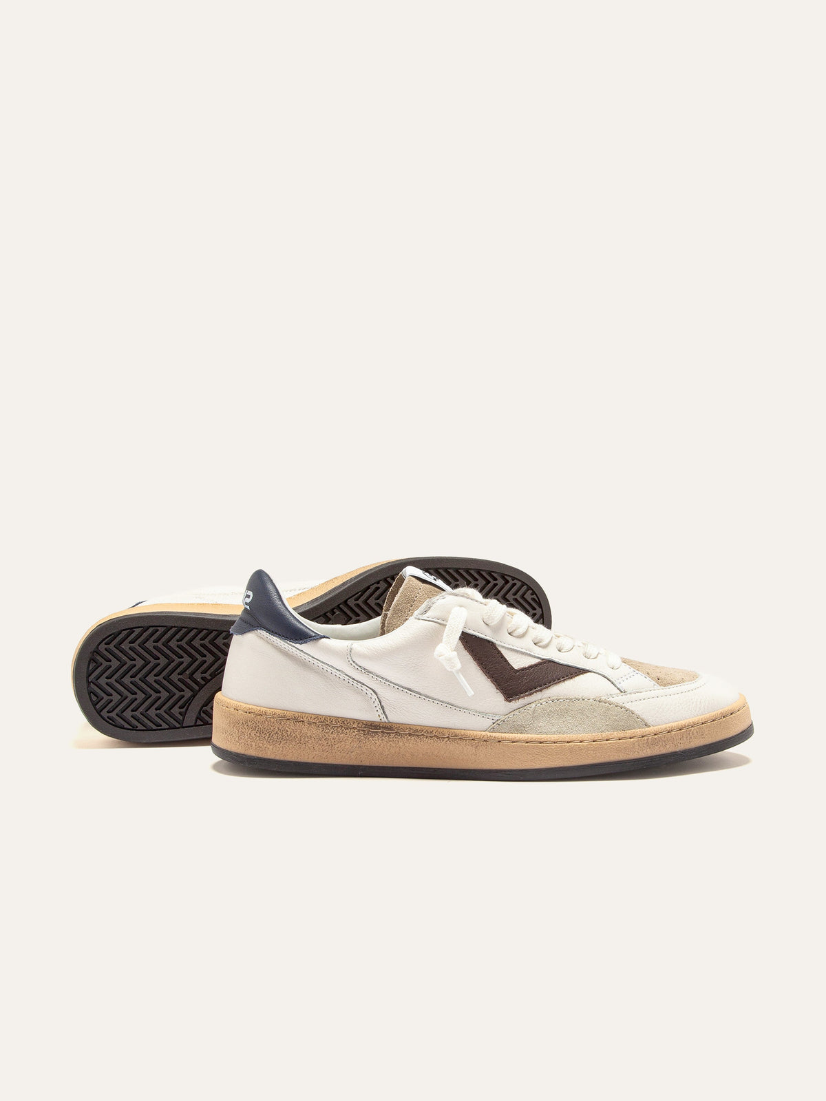 PLAYNEW Sneakers in White, Brown and Navy Leather
