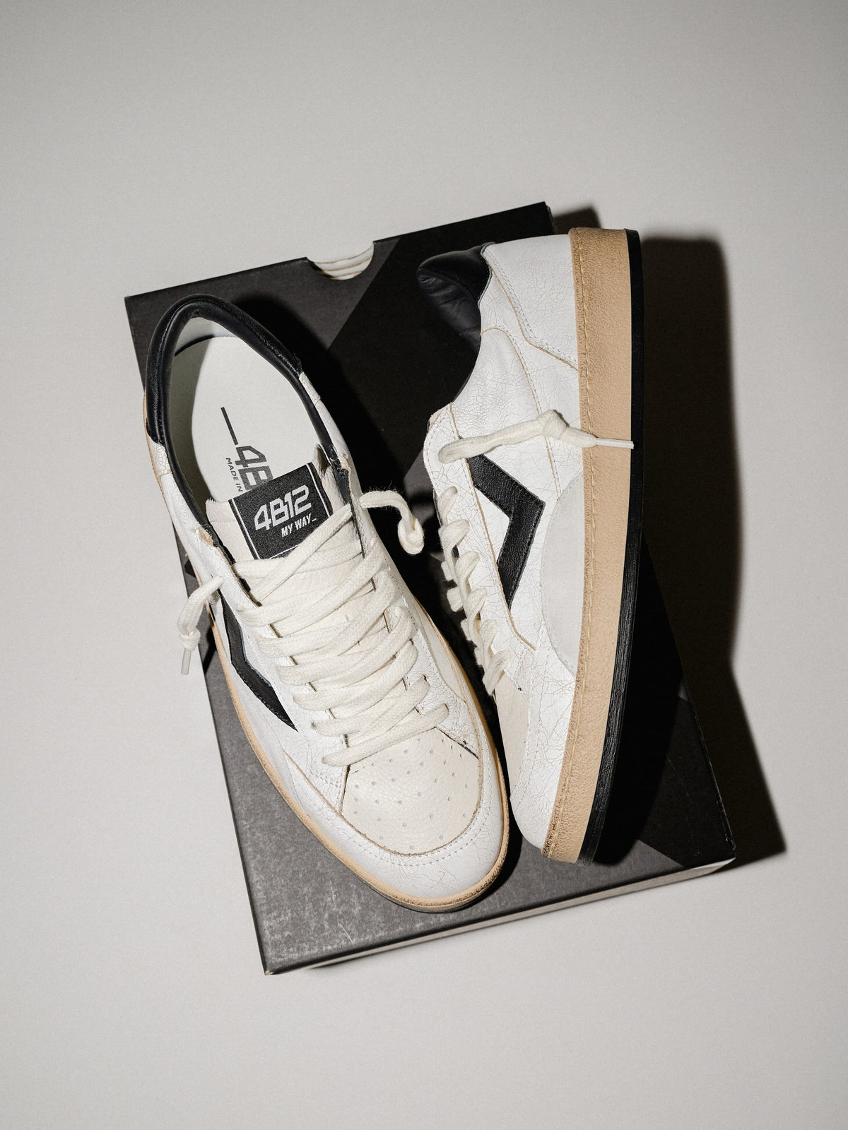 PLAYNEW Sneakers in White Crackled Leather and Black