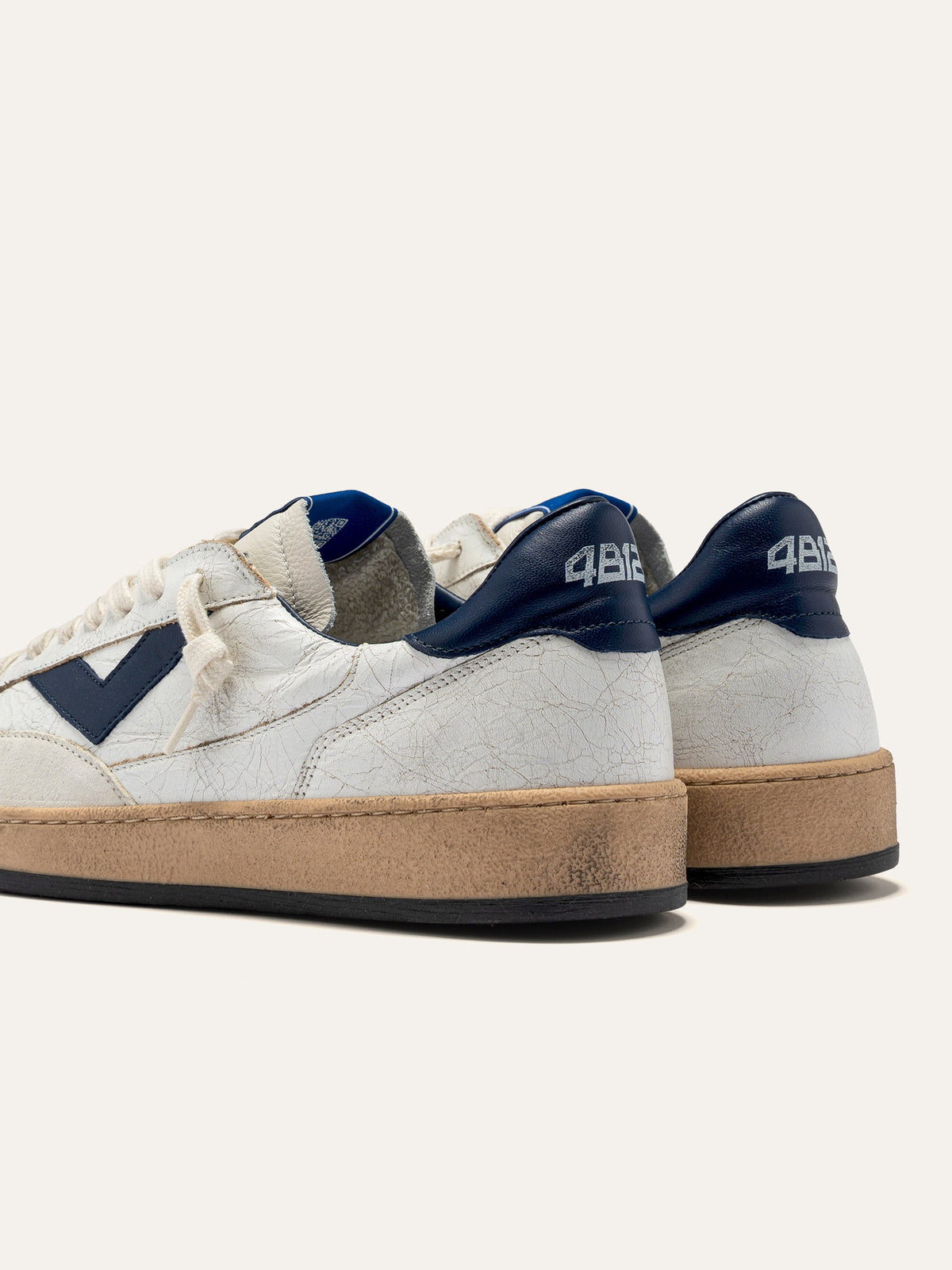 PLAYNEW Sneakers in White Crackled Leather and Blue