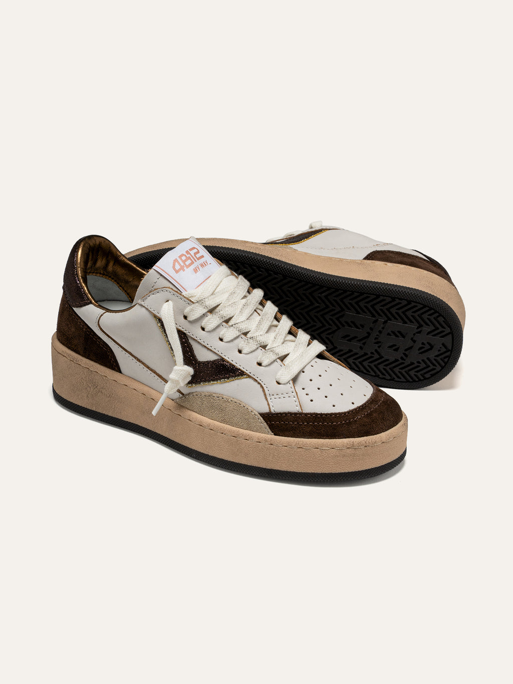 Baskets PLAYNEWSKY en Cuir Blanc et Daim Marron