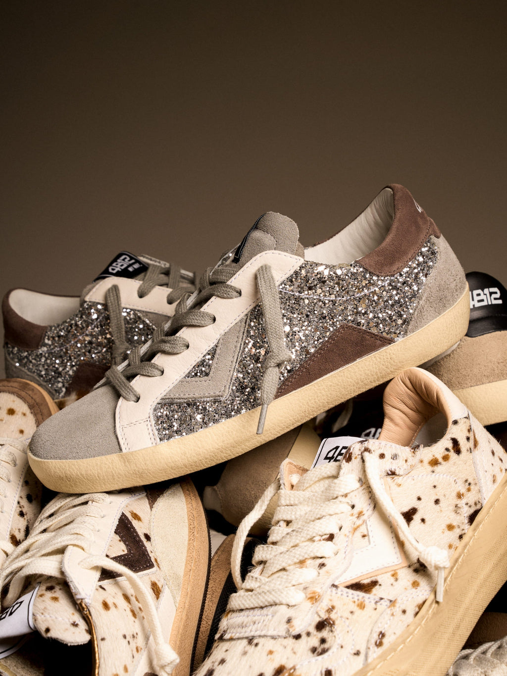 SUPRIME Sneakers in Grey with Silver, Beige and Brown Glitter Details