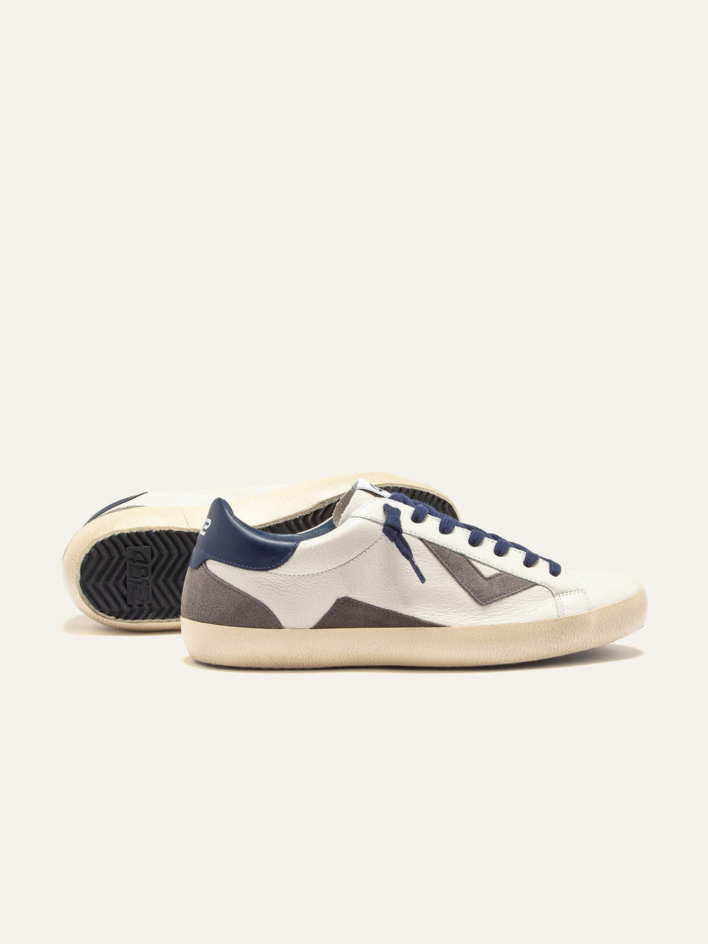 SUPRIME Sneakers in White, Grey and Navy Leather