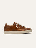 SUPRIME Sneakers in Brown