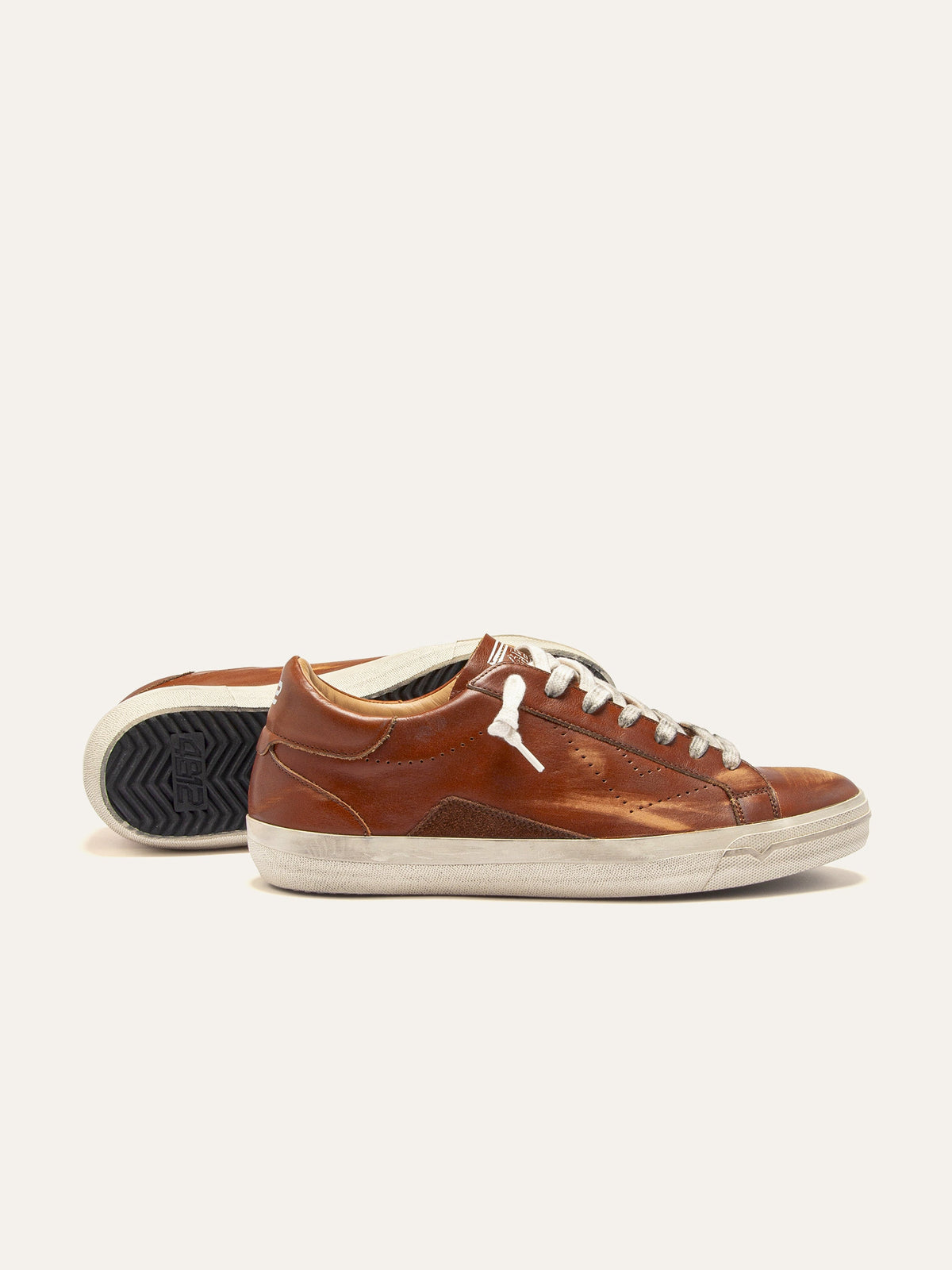 SUPRIME Sneakers in Brown