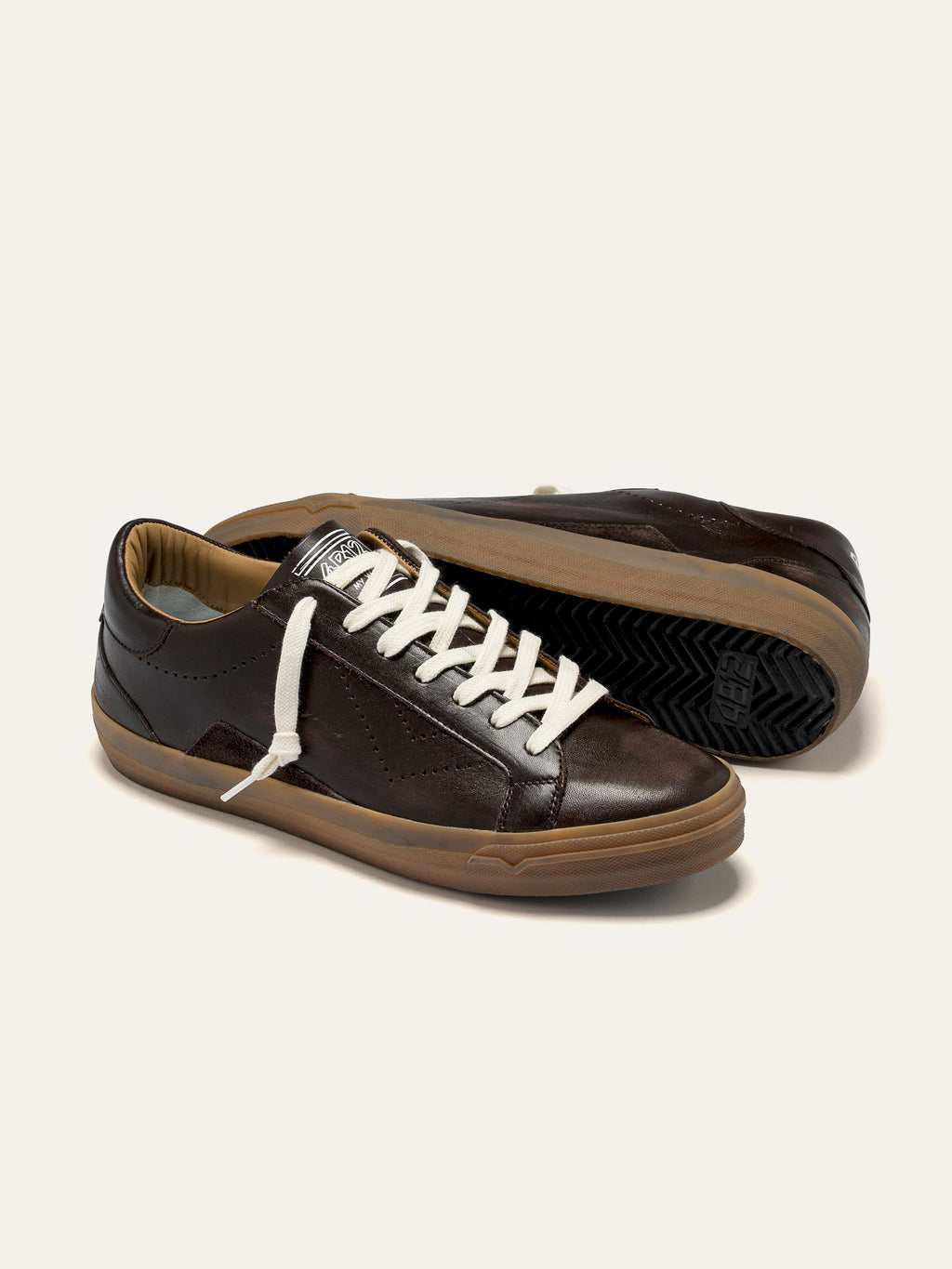 SUPRIME Sneakers in Dark Brown