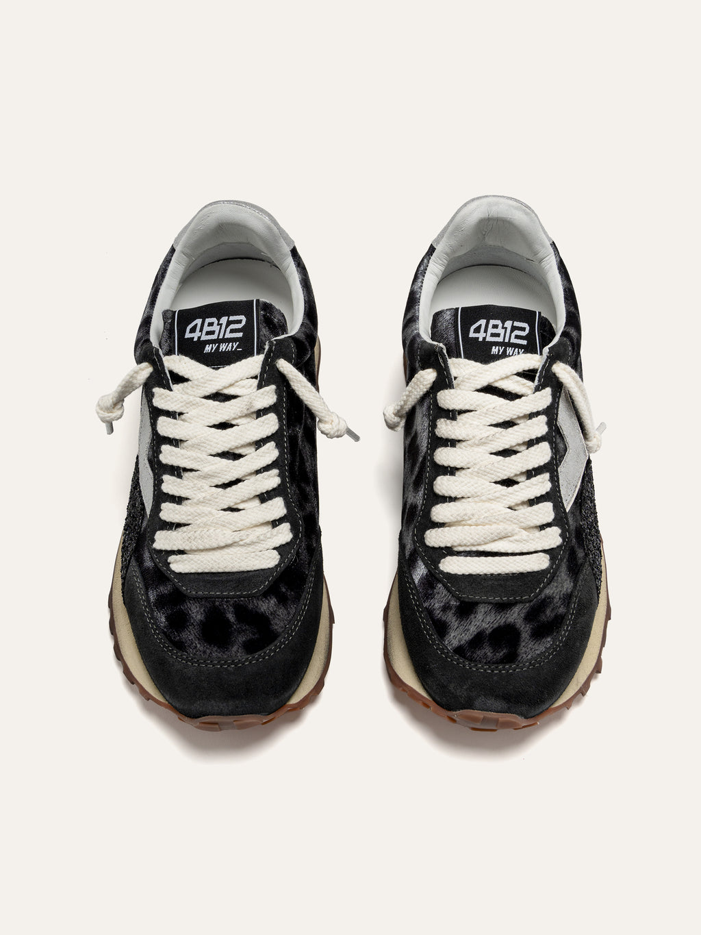 Sneaker VINTAGERUN in Cavallino Nero con Glitter e Dettagli Argento