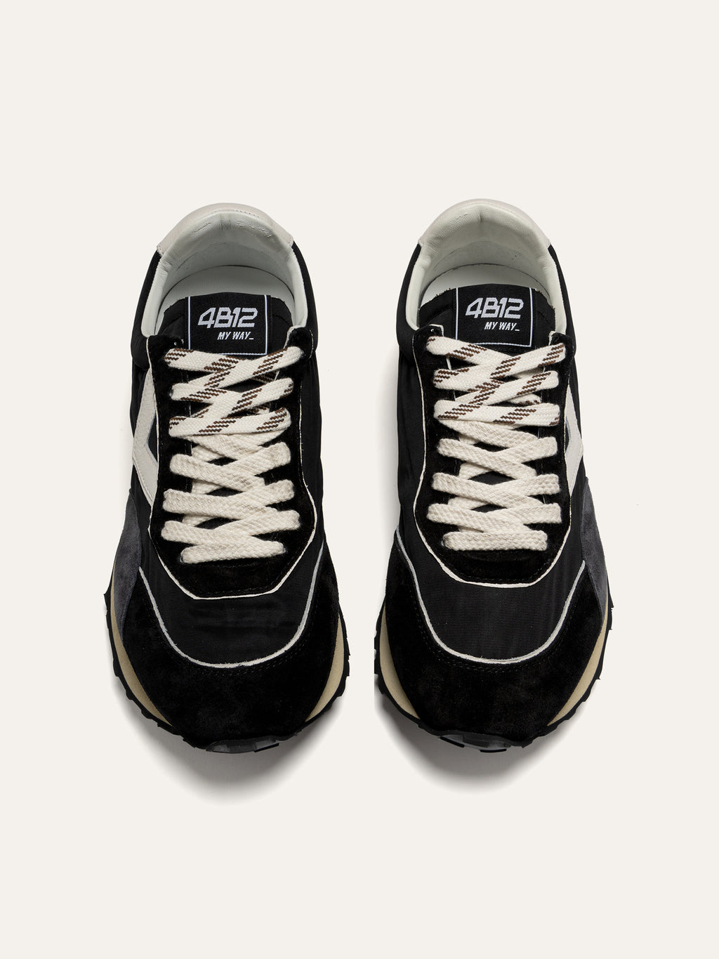 Sneaker VINTAGERUN in Tessuto Nero e Camoscio Grigio
