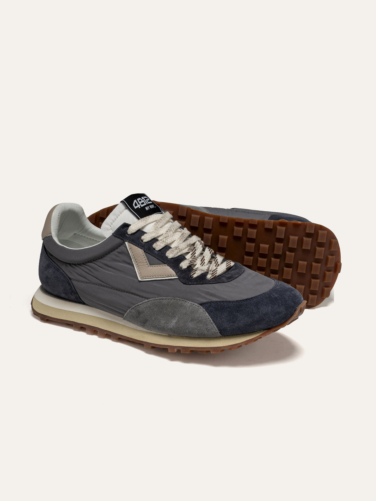 Baskets VINTAGERUN en Tissu Gris et Daim Bleu